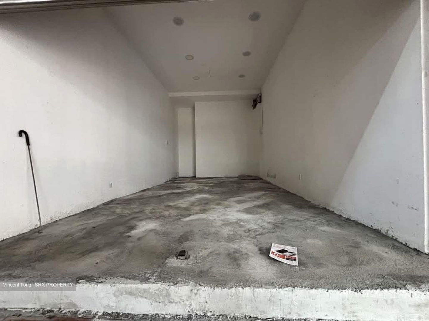 Ang Mo Kio Avenue 6 (D20), Retail #581155541
